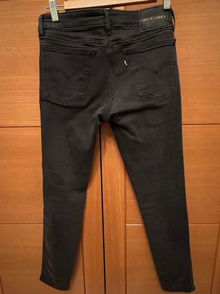 Vaquero Levis Modelo Line 8
