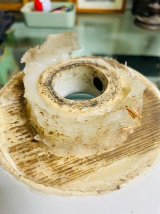 Lavabo blanco circular para sobreponer