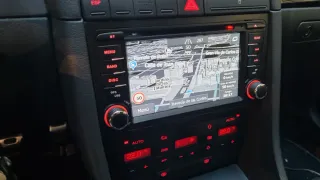 Radio coche con CD / DVD / mirror screen / GPS