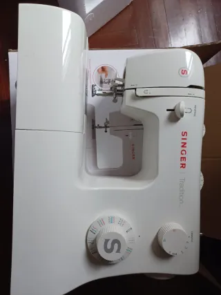 Máquina de coser Singer