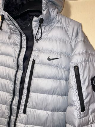 Jacket nike size M used very good condition Jacket