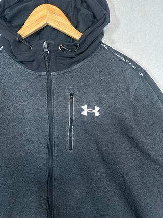 Sudadera Under Armour gris con cremallera XL