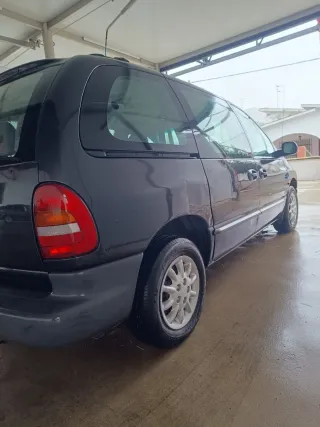 Chrysler Voyager 2001..NO NEGOCIABLE