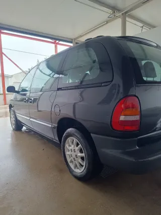 Chrysler Voyager 2001..NO NEGOCIABLE