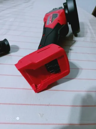 Amoladora Angular Milwaukee