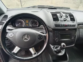 Mercedes-Benz Viano 2010