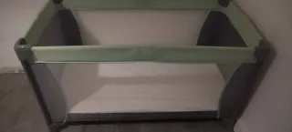 Cuna de viaje con colchón