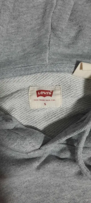 Sudadera Gris Levi's con Logo