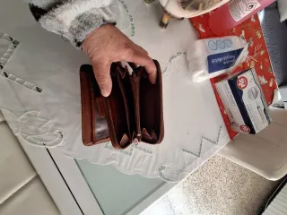 Portafoglio donna marrone