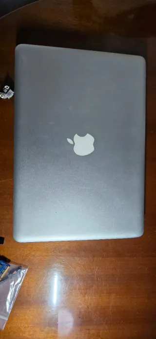 MacBook Pro 2010 Apple Plata, para piezas