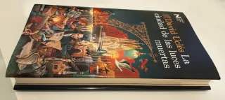 La ciudad de las luces muertas