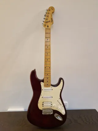 Squier Stratocaster Guitarra Eléctrica