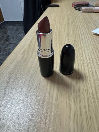 Pintalabios MAC Negro