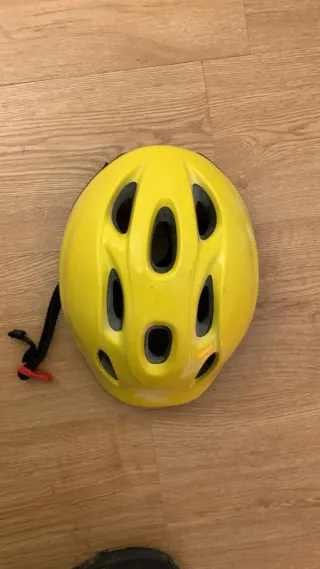 Casco infantil amarillo 48-53cm