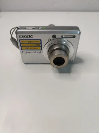 Sony Cyber-shot DSC-S730 Plata