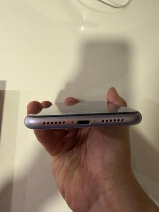 iPhone 11 64 GB Morado