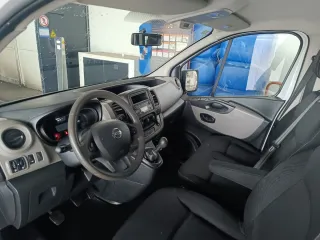 Nissan NV300 2017