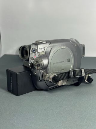 Videocámara Panasonic VDR-D300