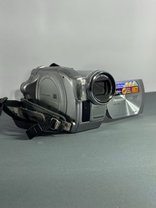 Videocámara Panasonic VDR-D300