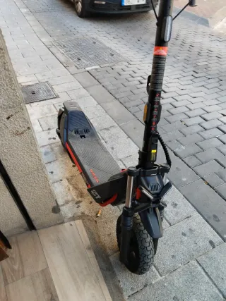 Patinete eléctrico plegable