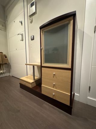 Mueble de entrada madera y cristal