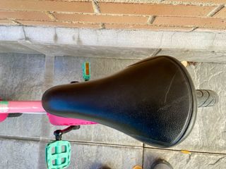 Bicicleta infantil B-Twin 14 rosa