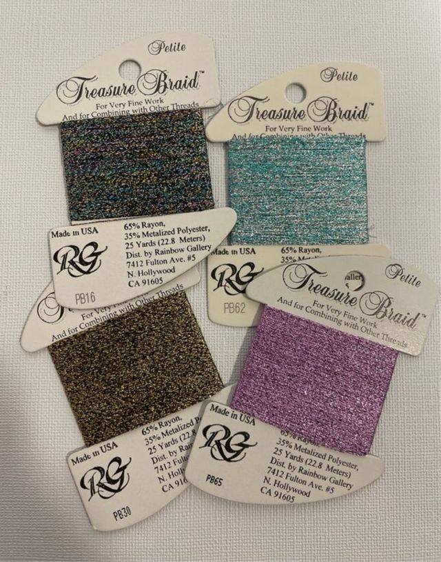 Lote 1…. Hilos metalizados Rainbow Gallery. (Pb)