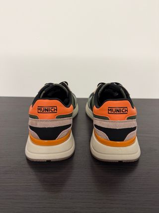 Zapatillas Munich Verde y Naranja Talla 45