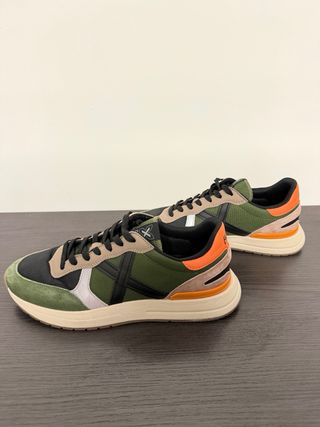 Zapatillas Munich Verde y Naranja Talla 45