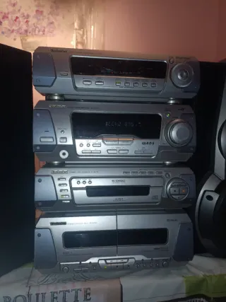 Equipo de Sonido Technics