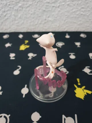 Figura Mew Pokémon
