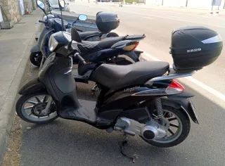 Piaggio Liberty 125 Negra