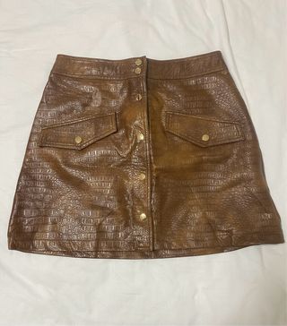 Falda marrón