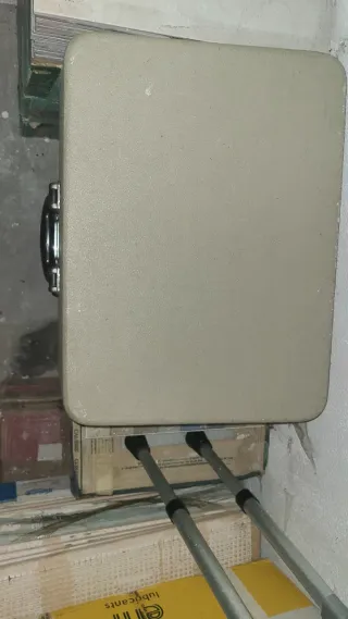 Máquina de escribir Olympia. - Con maletín