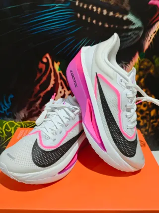 Nike Zoom Fly 6, Diseño unixes