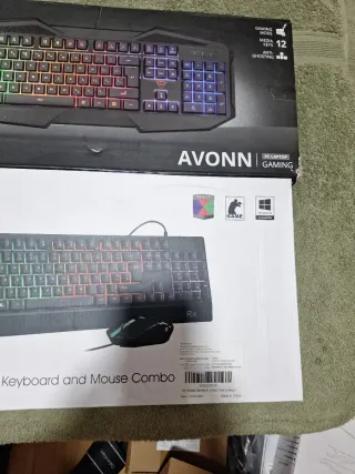 Combo Teclado y Ratón Gaming LED RGB