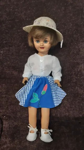 Muñeca antigua Chelito de José Berenguer