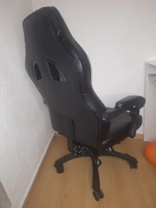 Silla Gamer, Aro Luz y Soporte Móvil