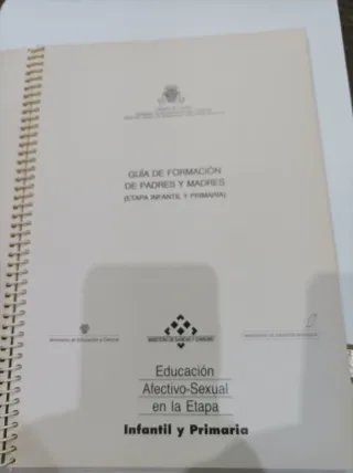 Libro: Guía de Formación de madres y padres