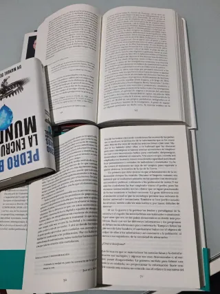 Obras de Pedro Baños. Buen estado. Sin subrayar.