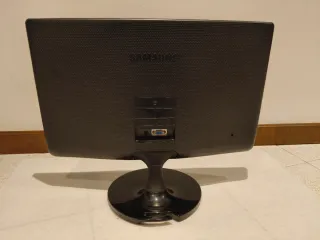 Monitor Samsung SyncMaster SA100