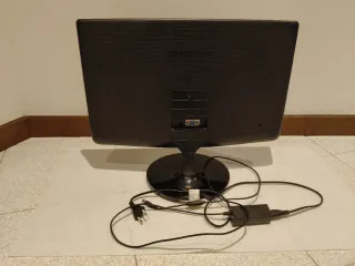 Monitor Samsung SyncMaster SA100
