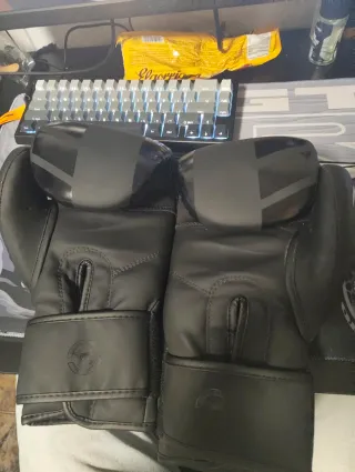 Guantes de boxeo Venum 16oz negros