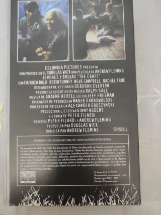 VHS Terror Jóvenes y Brujas (Español)