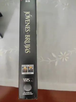 VHS Terror Jóvenes y Brujas (Español)