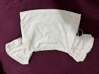 Top blanco bordado mangas abullonadas