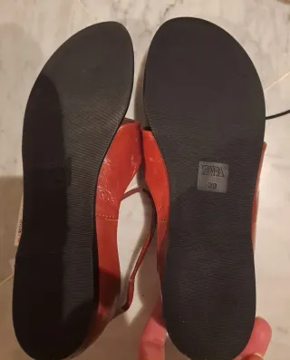 Sandalias Zara Piel marrones Nuevas