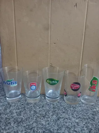 Conjunto de 5 Copos de Sumos Diversos Todos 3€