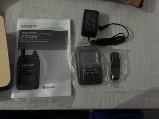 Radio Yaesu FT5D C4FM/FM Dual Band Negra