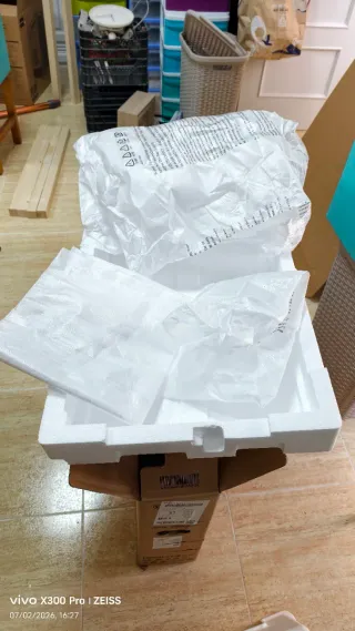 Monitor MSI MAG 323UPF